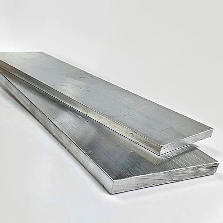 Шина алюминиевая 30x10 мм, без покрытия, АД31Т, вес 1 метра 0.81 кг