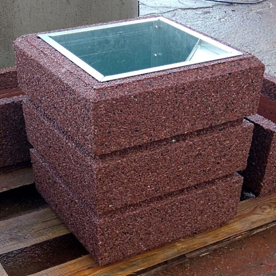 Урна бетонная Киль с натуральным камнем Питерский гравий 450х450х600 мм