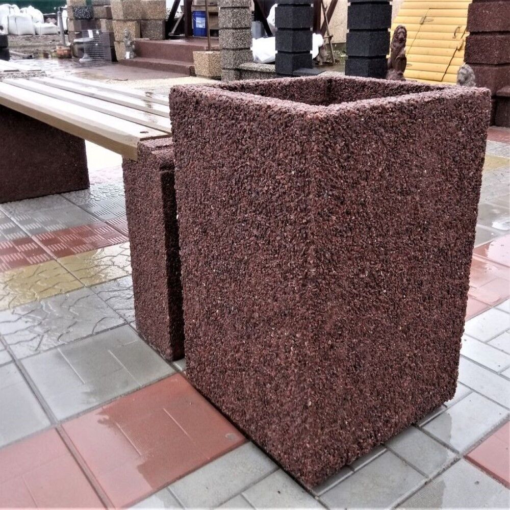 Урна бетонная Киль с натуральным камнем Карельский гранит 450х450х600 мм